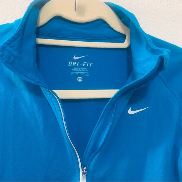 Nike XS Extra small running quarter zip - Picture 3 of 3